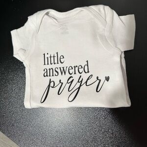 0-3 m baby onsie